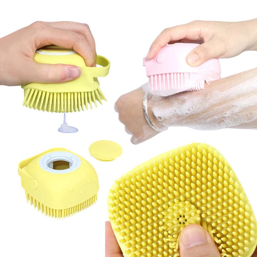 🐾 Brosse de Bain & Toilettage 2-en-1 pour Chiens et Chats – Avec Réservoir à Shampooing