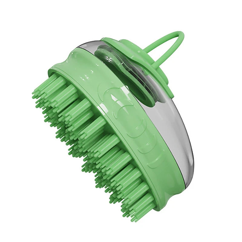 🐾 Brosse de Bain & Toilettage 2-en-1 pour Chiens et Chats – Avec Réservoir à Shampooing